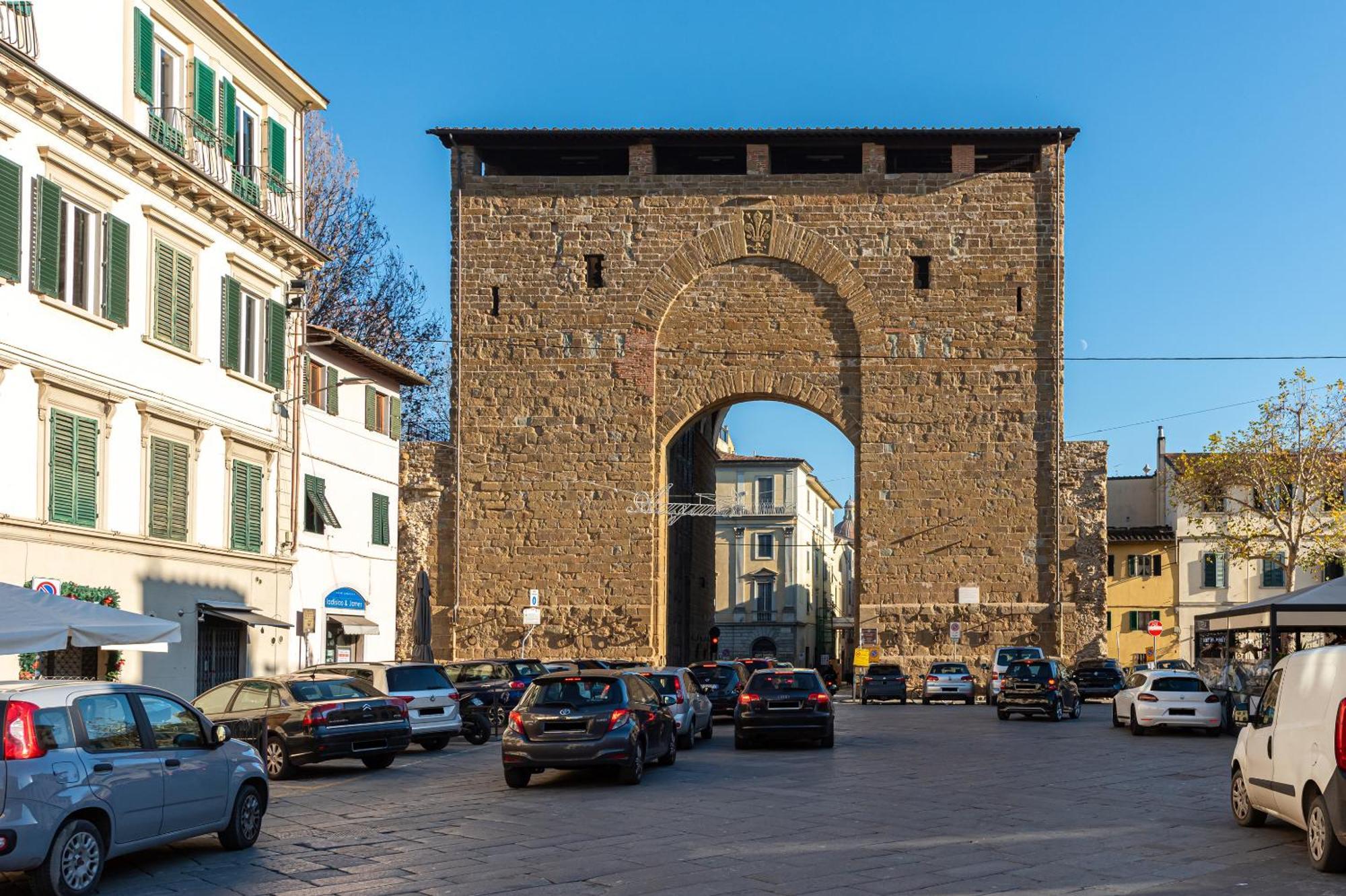 Relax In San Frediano Con Giardino Apartment Florence Ngoại thất bức ảnh